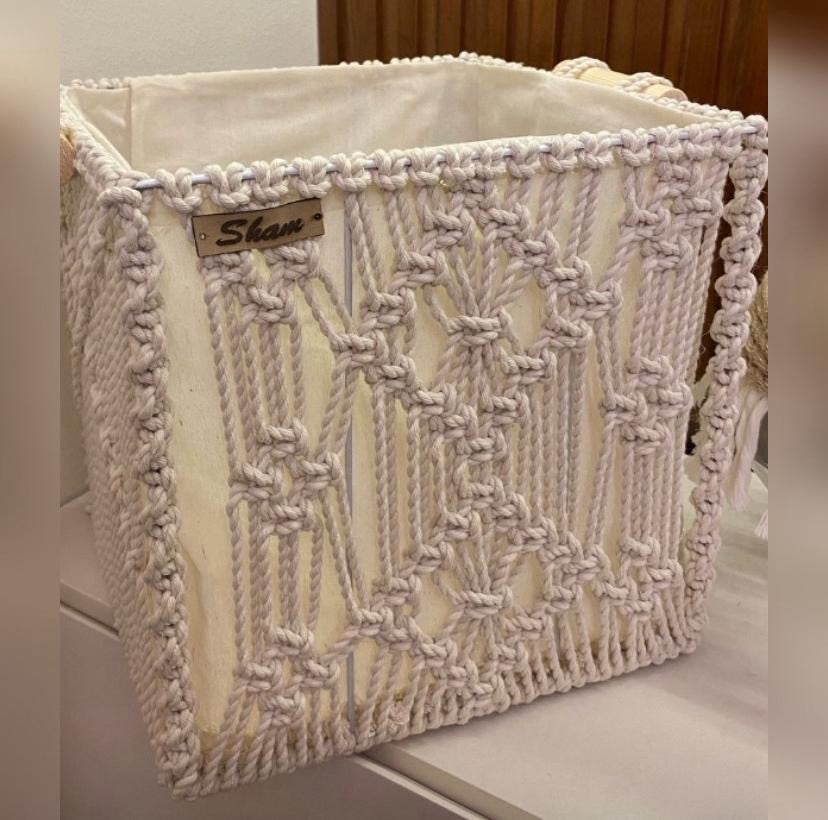 Macrame box